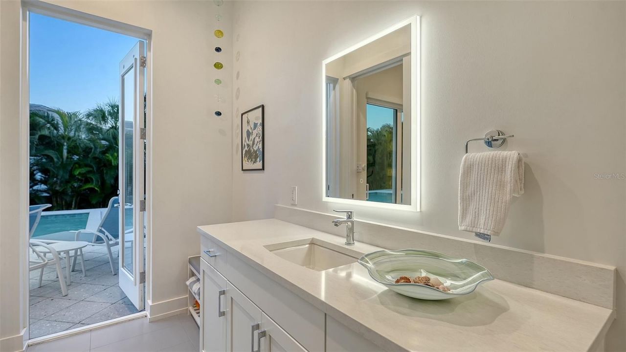 617 Neptune Avenue, Longboat Key, FL 34228 Photo