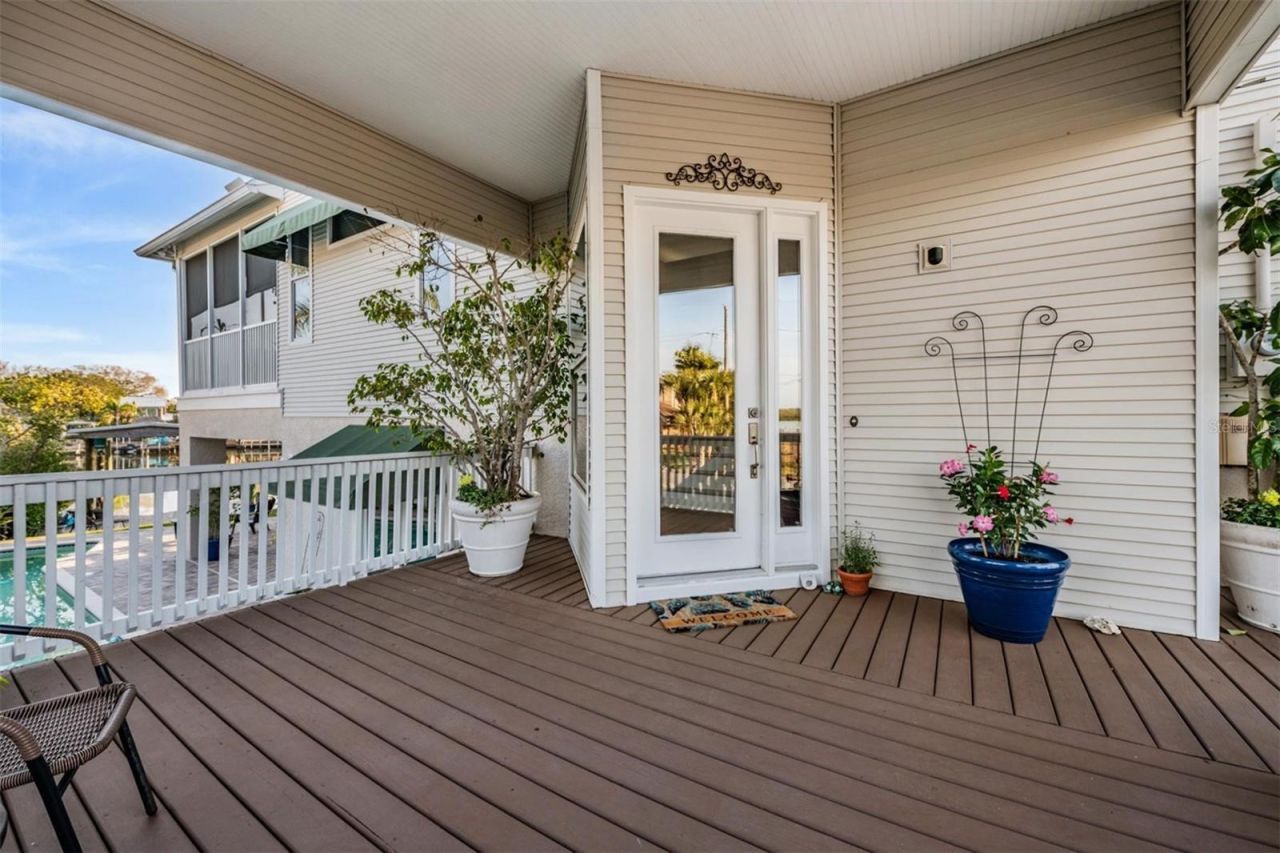 116 Carlyle Circle, Palm Harbor, FL 34683 Photo