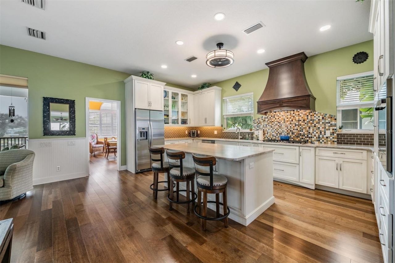 116 Carlyle Circle, Palm Harbor, FL 34683 Photo