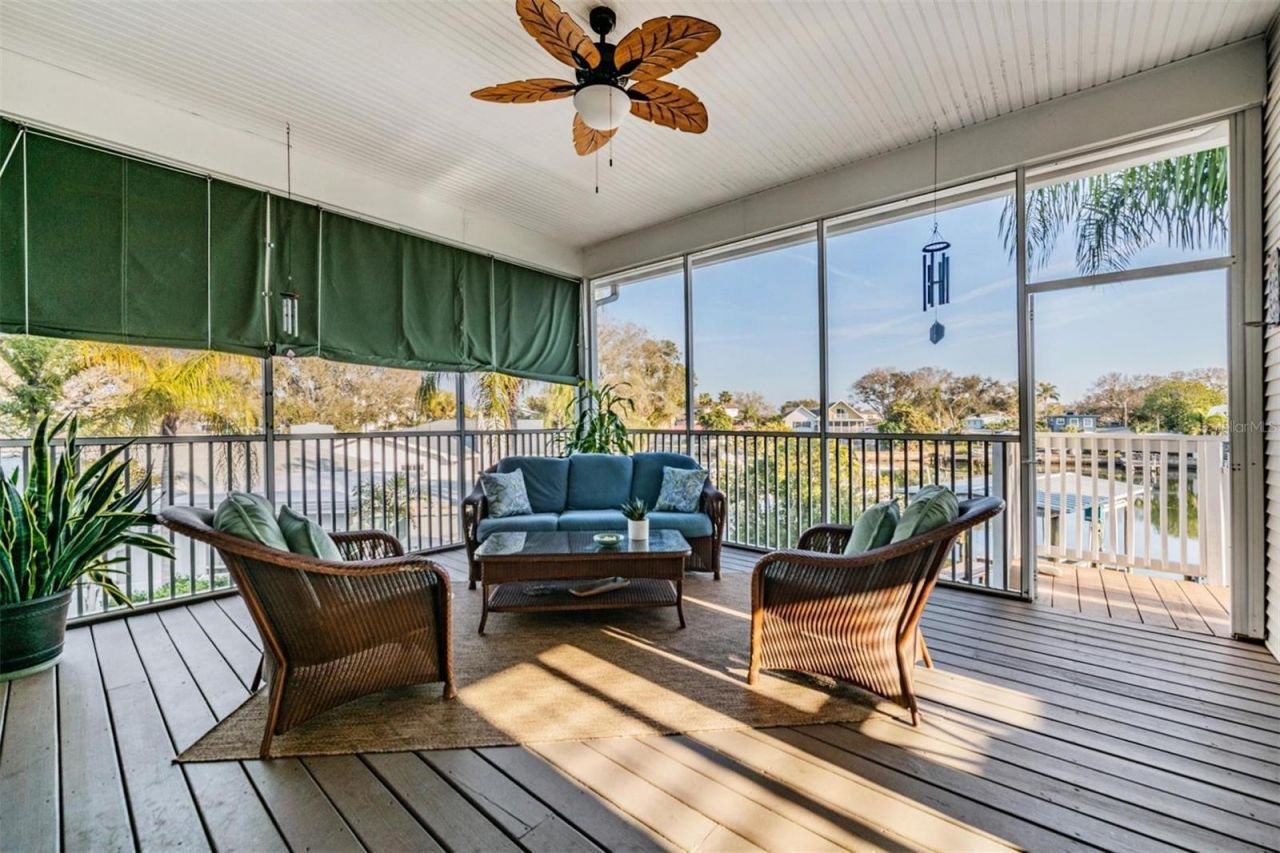 116 Carlyle Circle, Palm Harbor, FL 34683 Photo