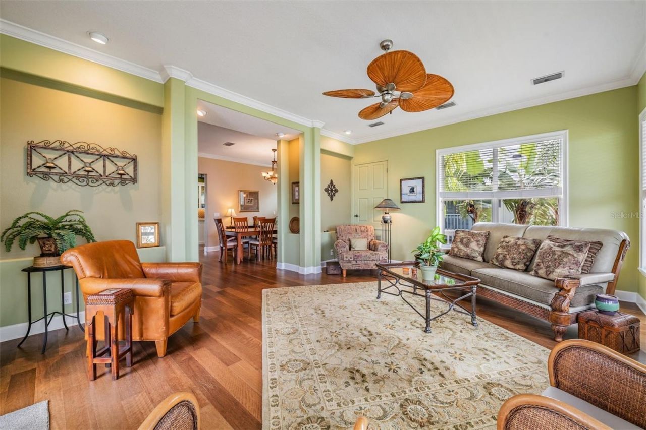 116 Carlyle Circle, Palm Harbor, FL 34683 Photo