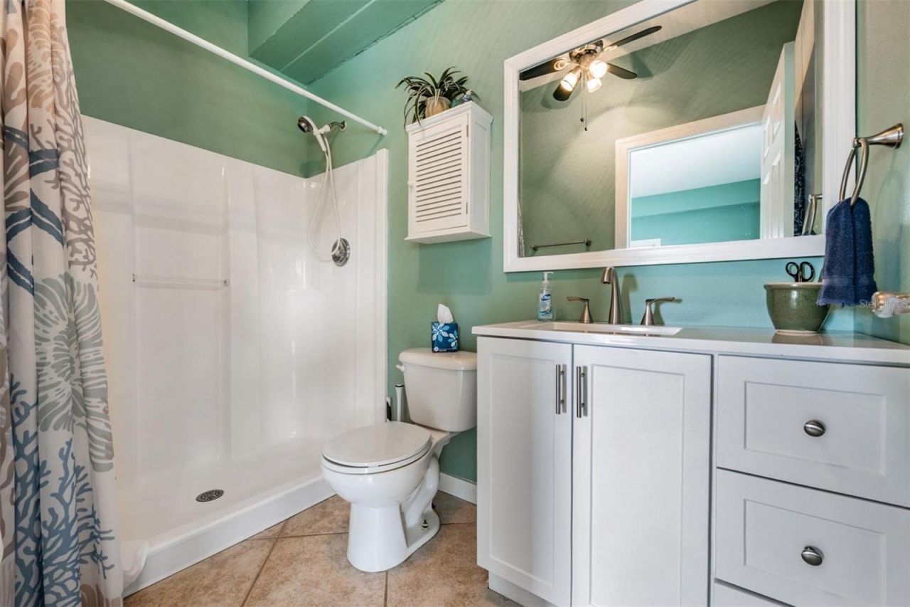 116 Carlyle Circle, Palm Harbor, FL 34683 Photo