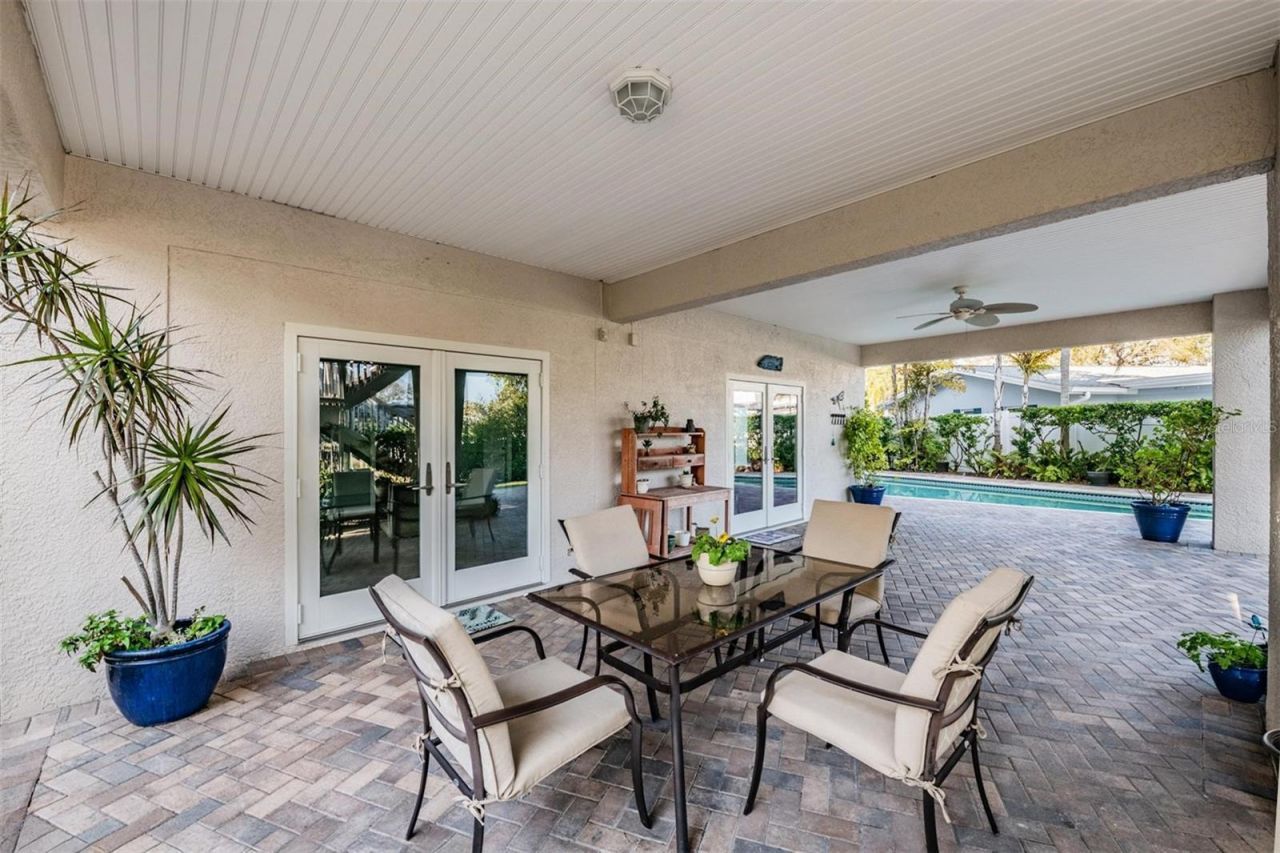 116 Carlyle Circle, Palm Harbor, FL 34683 Photo