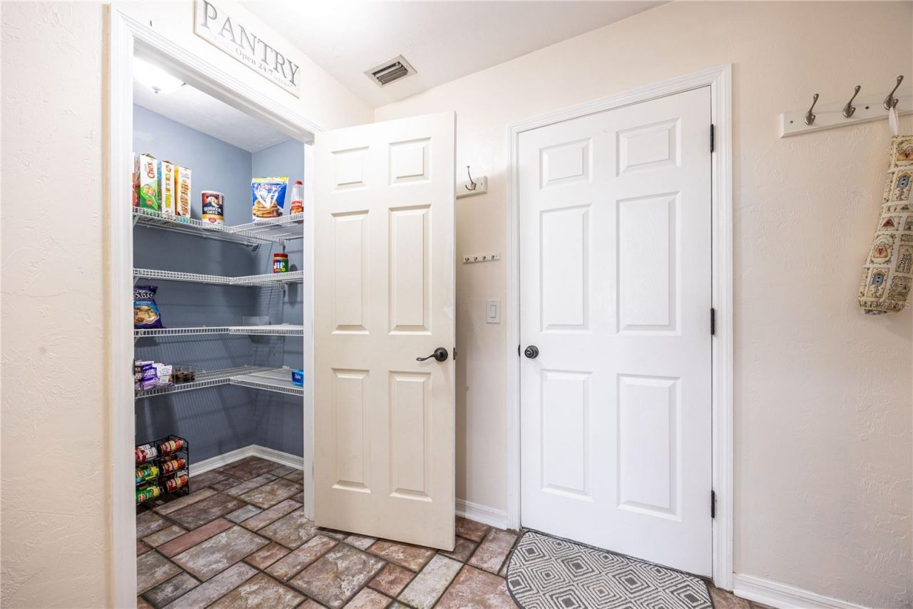 2440 NW 52nd Place, Gainesville, FL 32605 Photo