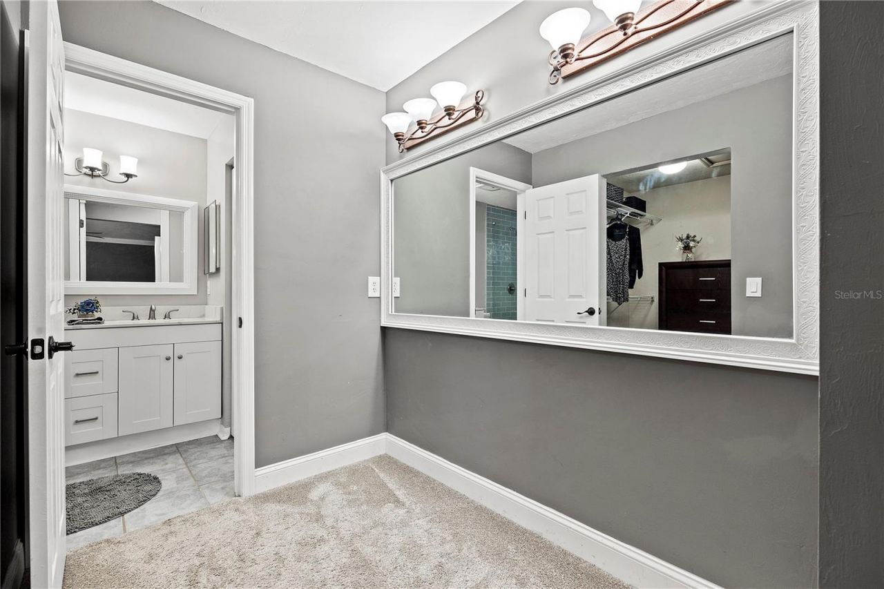 2440 NW 52nd Place, Gainesville, FL 32605 Photo