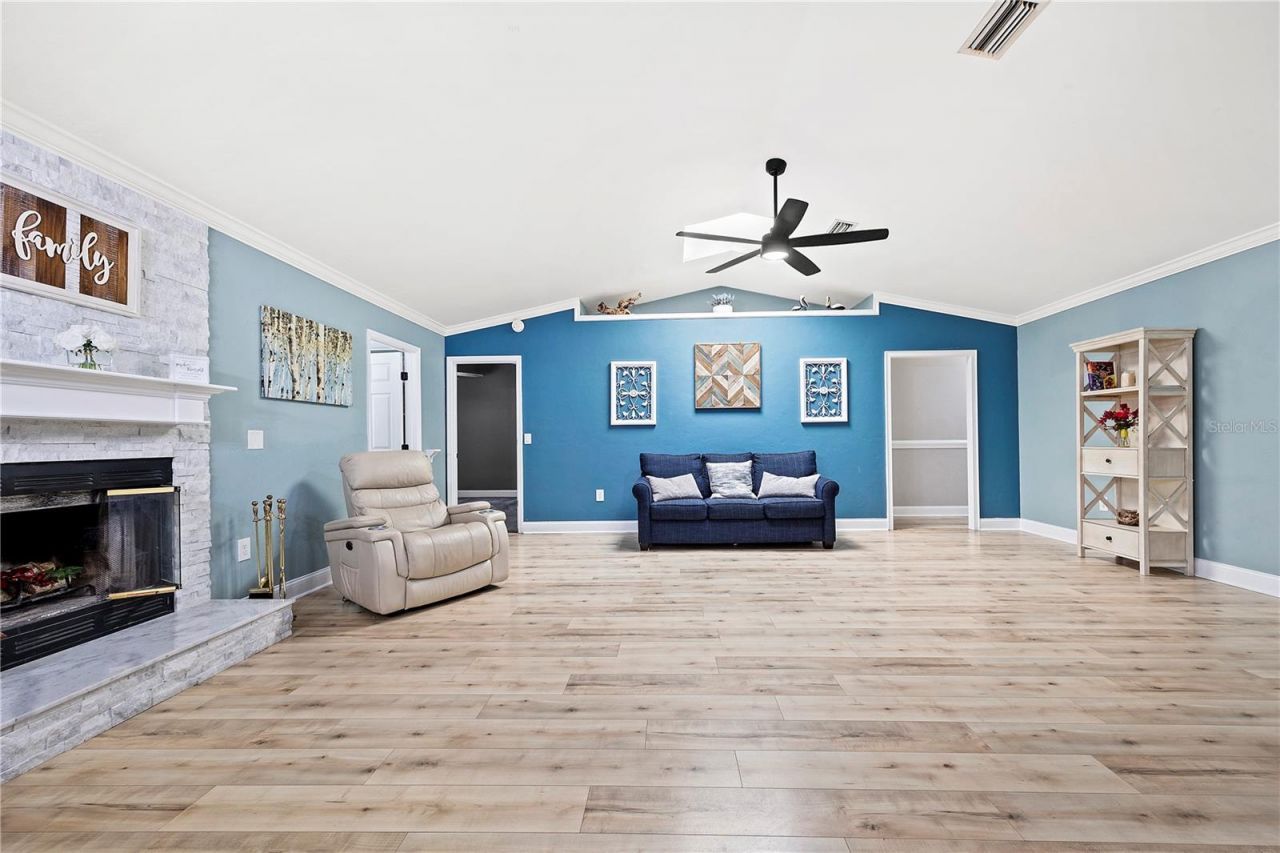 2440 NW 52nd Place, Gainesville, FL 32605 Photo