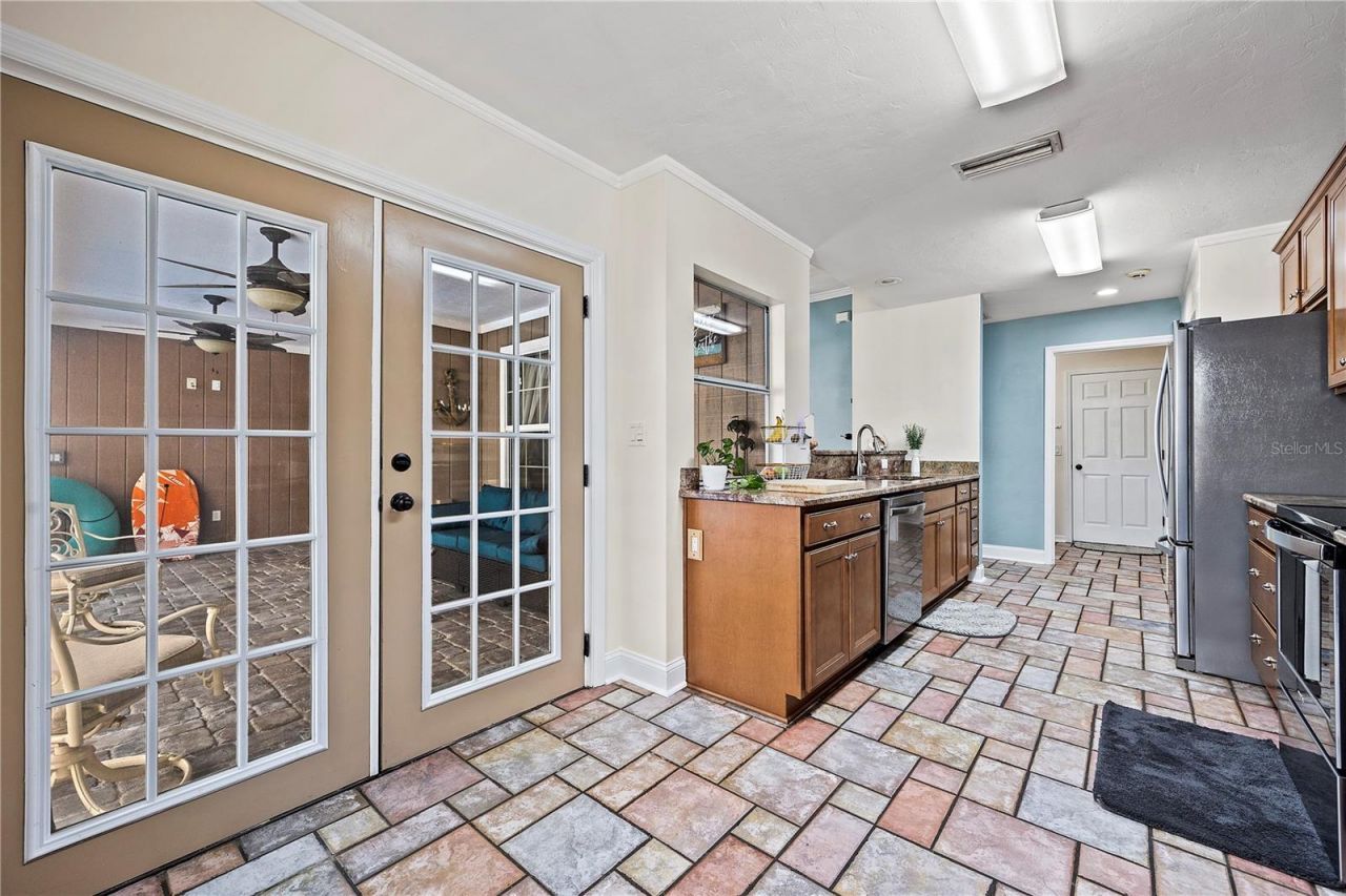 2440 NW 52nd Place, Gainesville, FL 32605 Photo