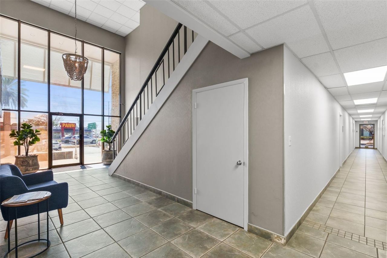 2700 E Bay Drive, Largo, FL 33771 Photo