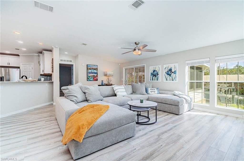 17561 Canal Cove Ct, Fort Myers Beach, FL 33931 Photo