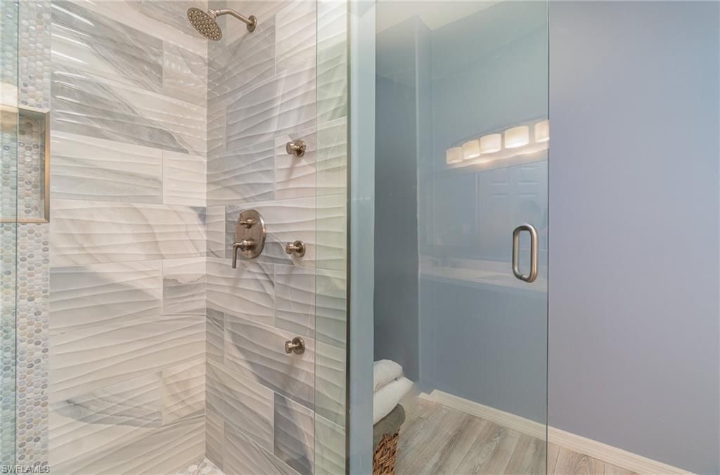 17561 Canal Cove Ct, Fort Myers Beach, FL 33931 Photo