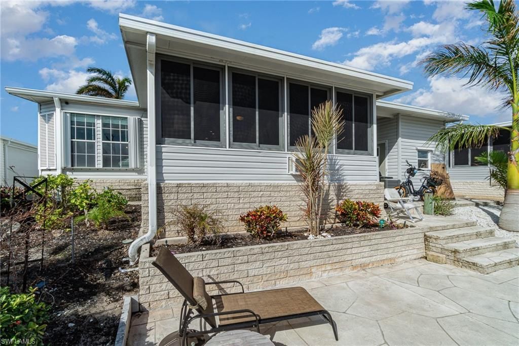 17561 Canal Cove Ct, Fort Myers Beach, FL 33931 Photo