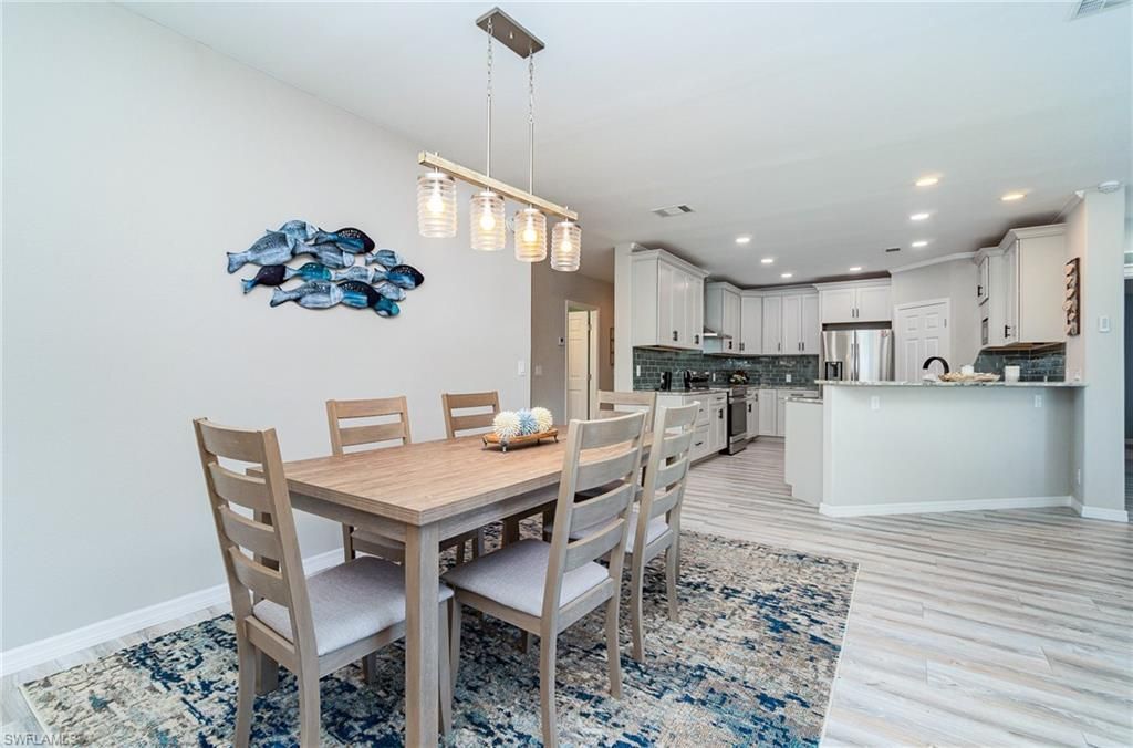 17561 Canal Cove Ct, Fort Myers Beach, FL 33931 Photo