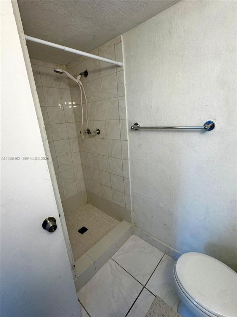 4801 NW 7th St, Unit 704-16, Miami, FL 33126 Photo