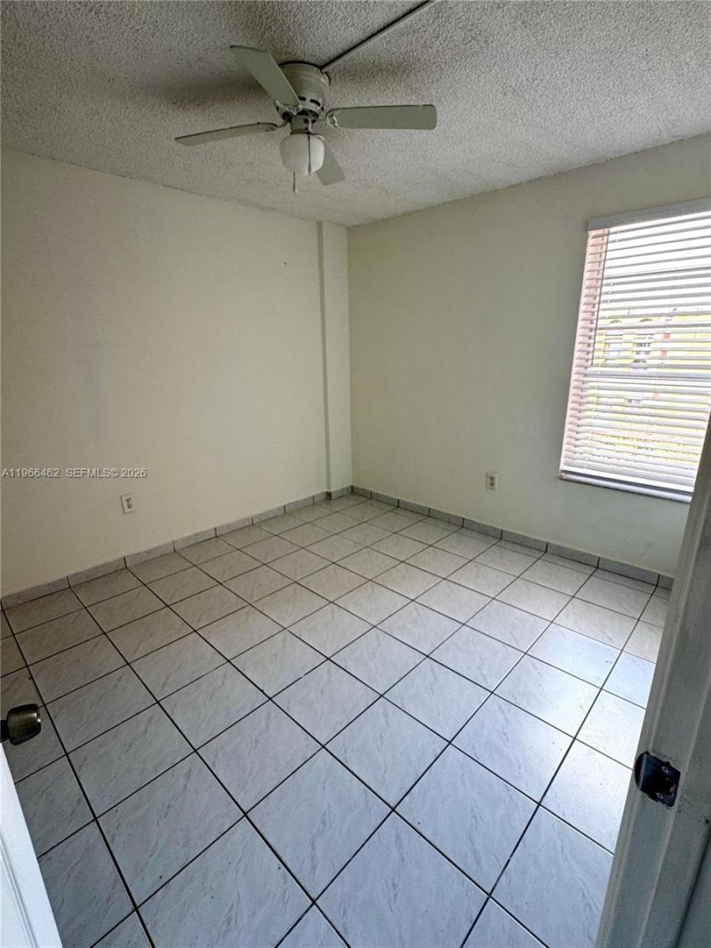 4801 NW 7th St, Unit 704-16, Miami, FL 33126 Photo