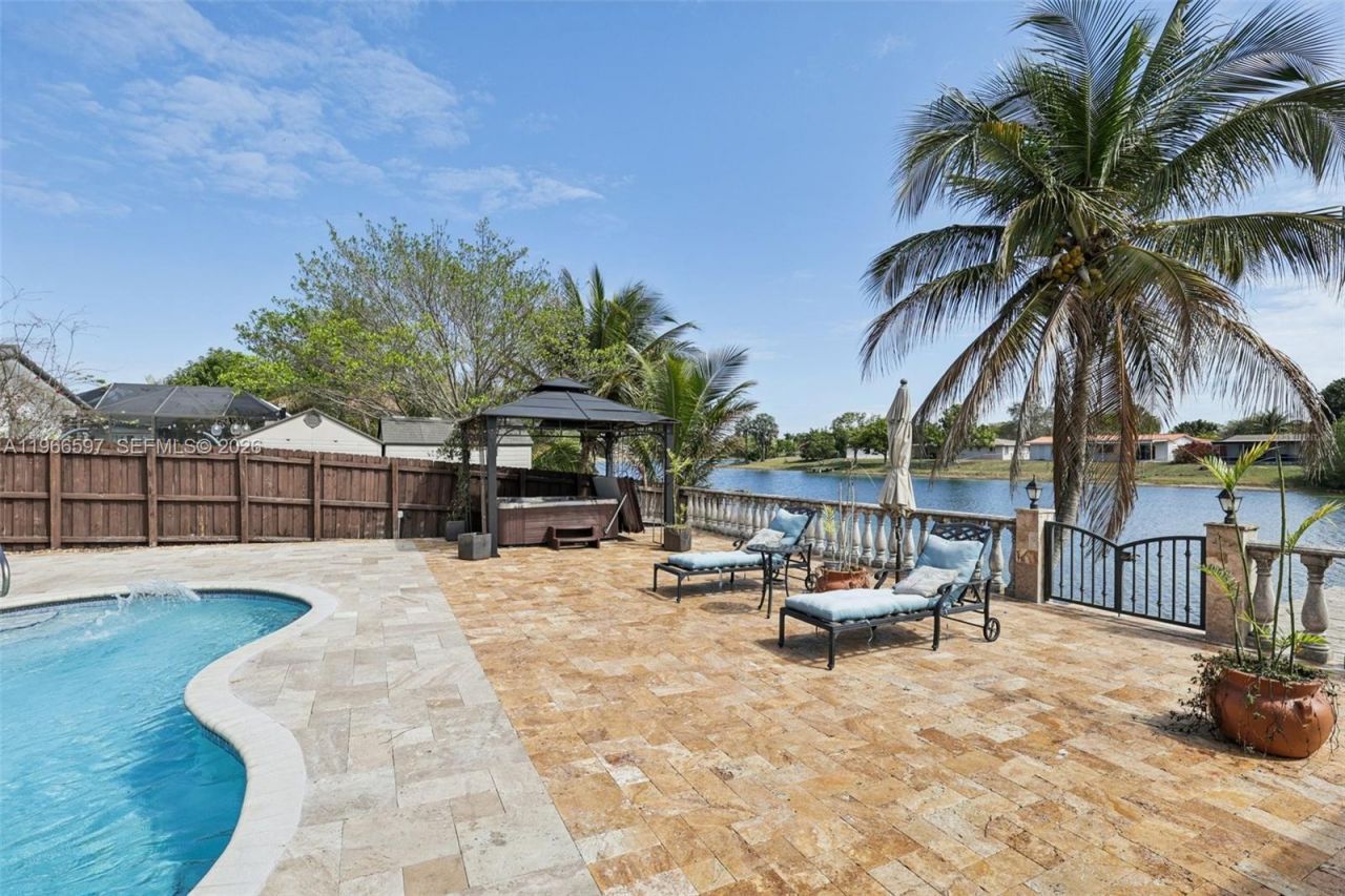 8333 SW 144th Ct, Miami, FL 33183 Photo