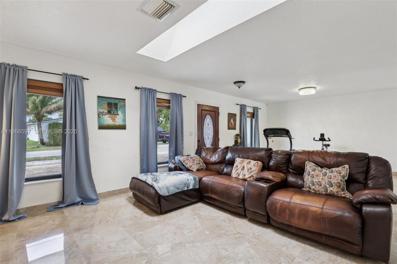 8333 SW 144th Ct, Miami, FL 33183 Photo