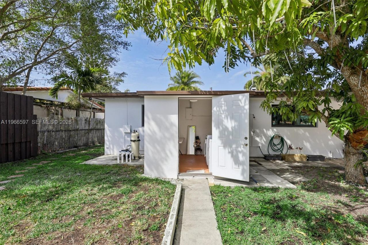 8333 SW 144th Ct, Miami, FL 33183 Photo