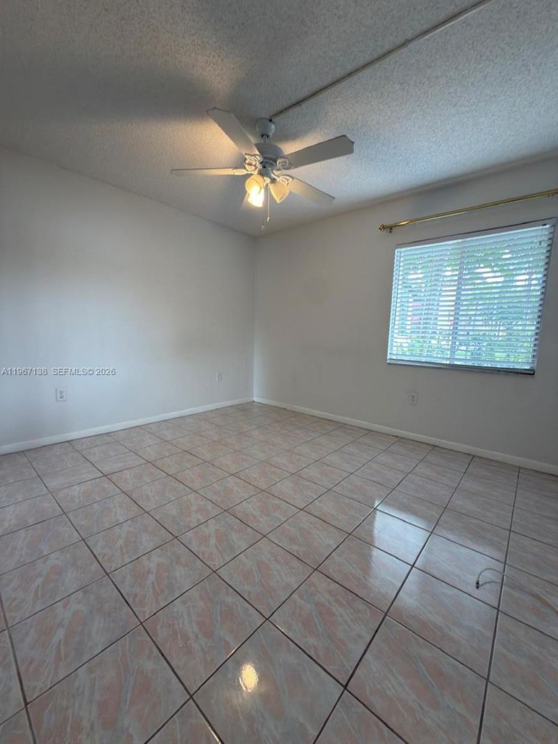 950 SW 138th Ave , Unit 111B, Pembroke Pines, FL 33027 Photo