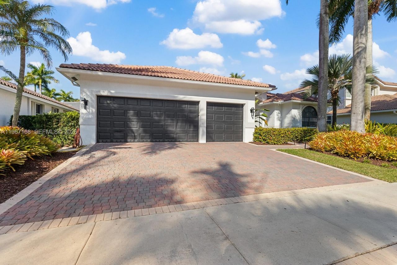 1774 Harbor Pointe Circle, Weston, FL 33327 Photo