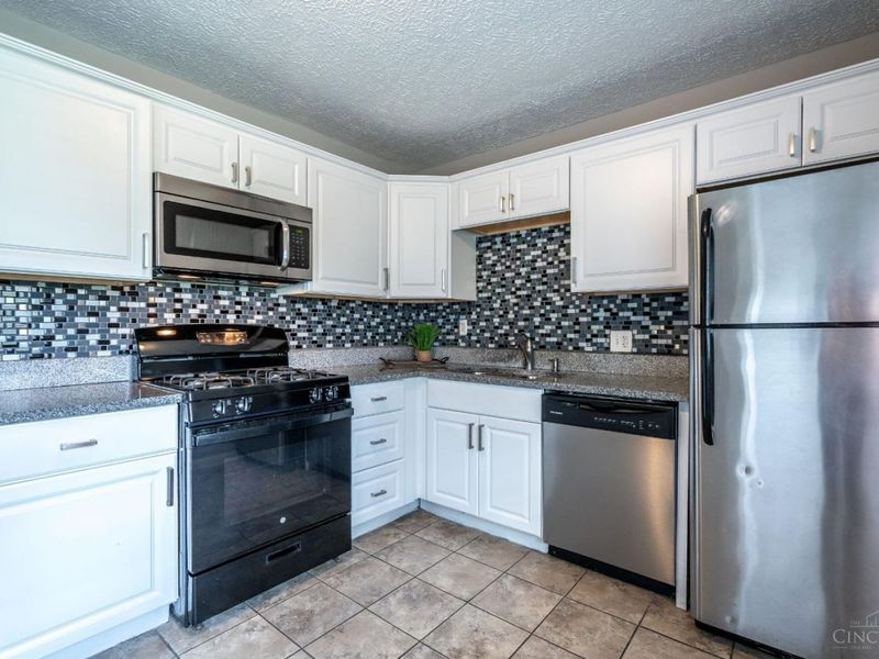 5581 Nightingale Court, Fairfax, OH 45227 Photo 10