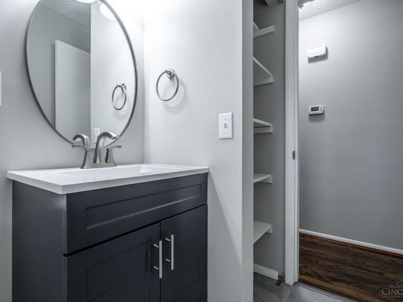 5581 Nightingale Court, Fairfax, OH 45227 Photo 16