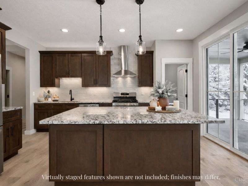 6814 Cork Drive, West Chester, OH 45069 Photo 5