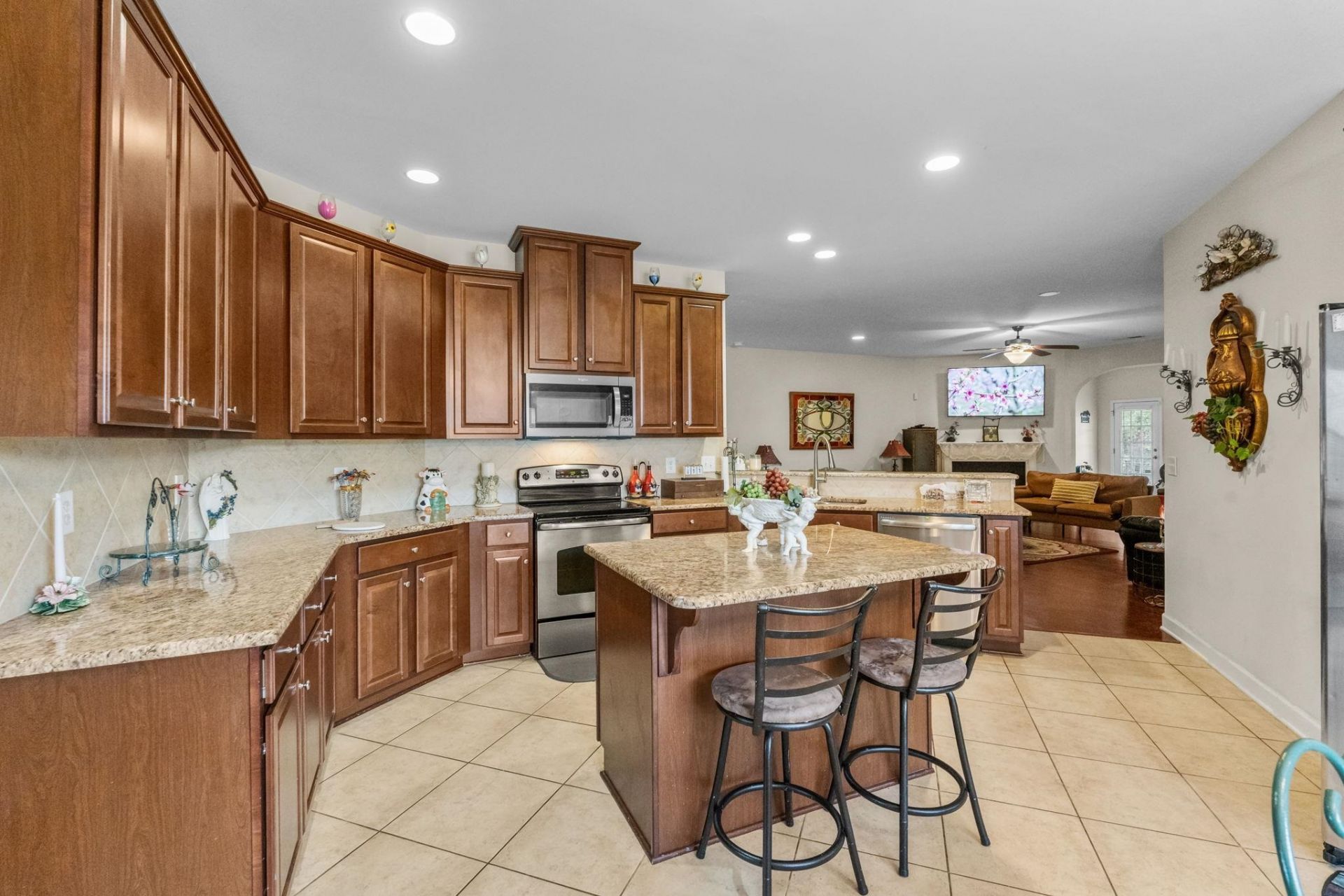 708 Walking Fern Ct. Photo 19