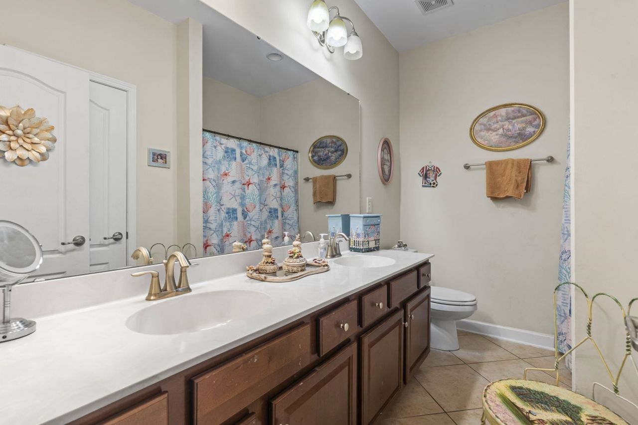 708 Walking Fern Ct. Photo 26