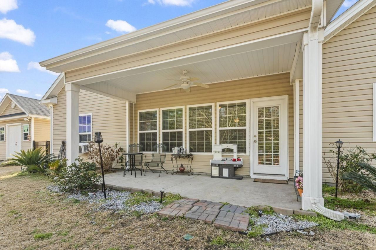 708 Walking Fern Ct. Photo 36