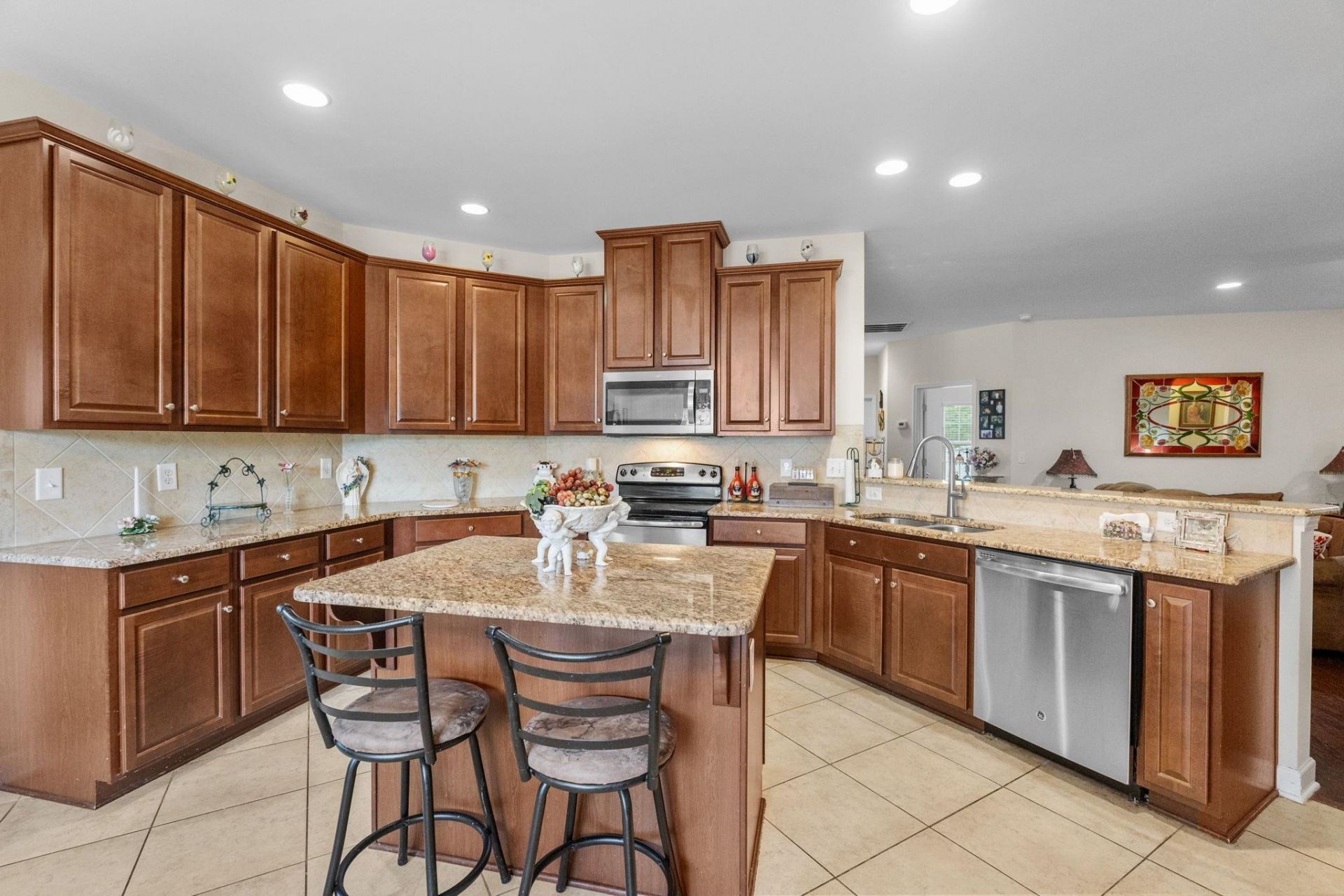 708 Walking Fern Ct. Photo 5