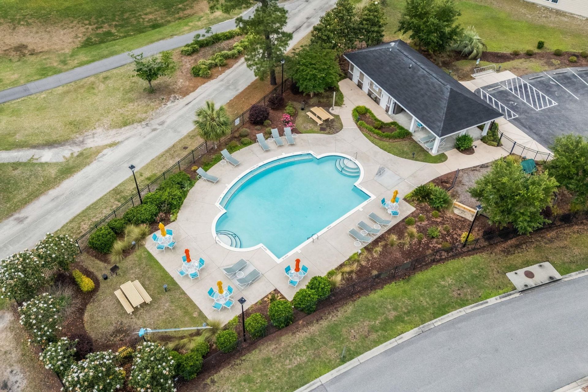 708 Walking Fern Ct. Photo 6