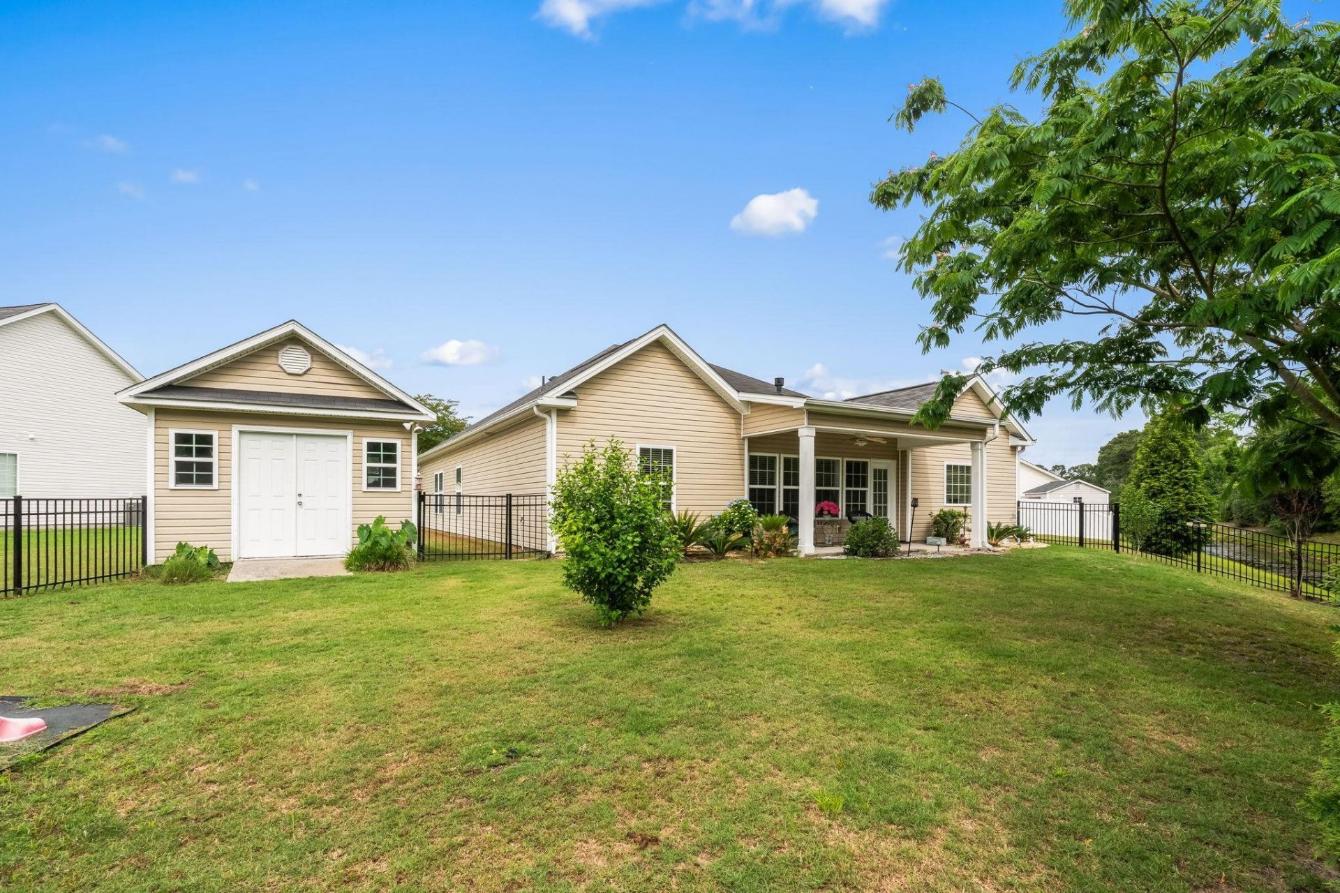 708 Walking Fern Ct. Photo 82