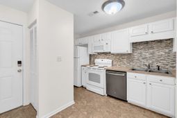 7700 Porcher Dr.  photo 4