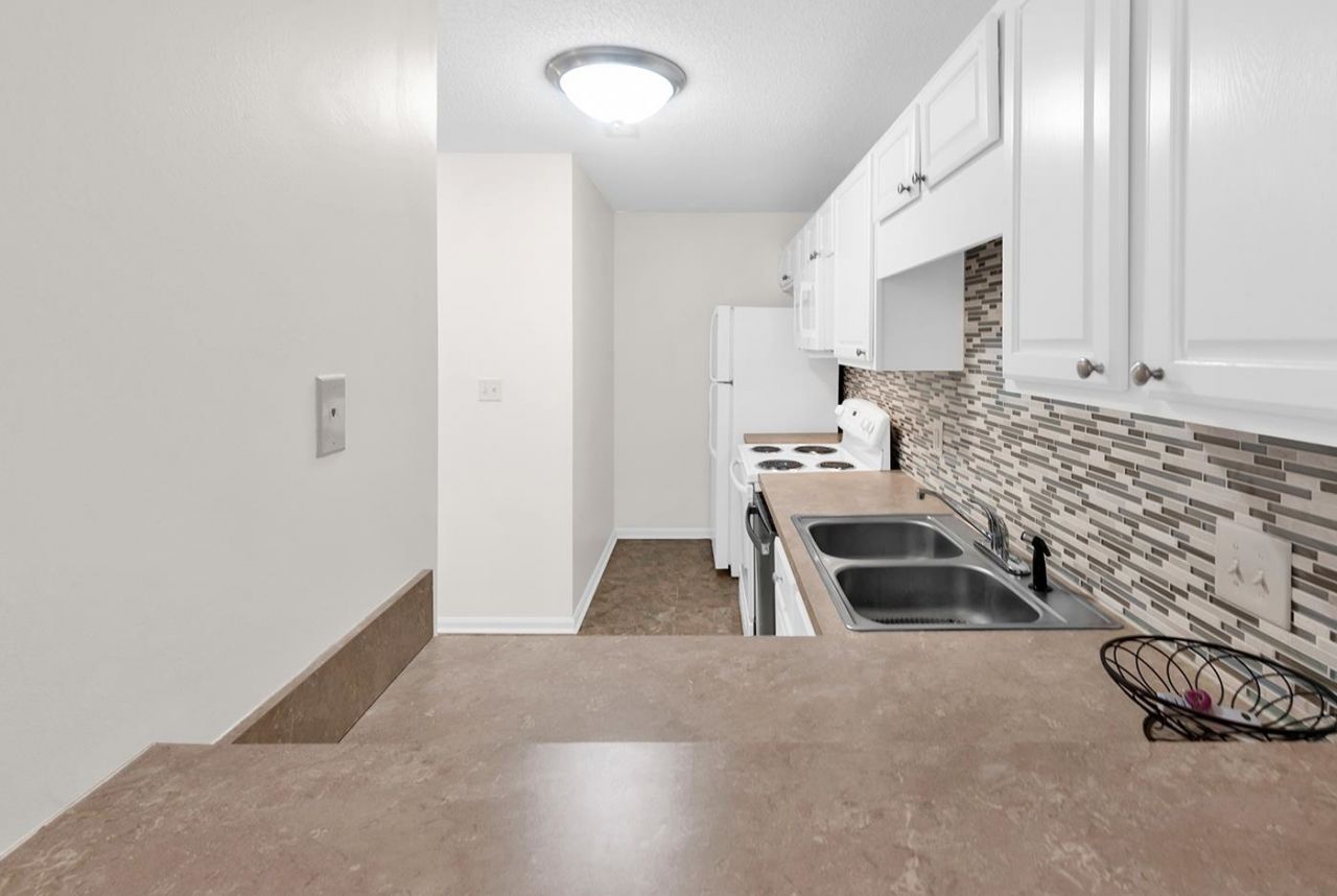 7700 Porcher Dr.  Photo 7