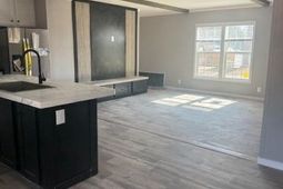 1446 Litzler Drive photo 4