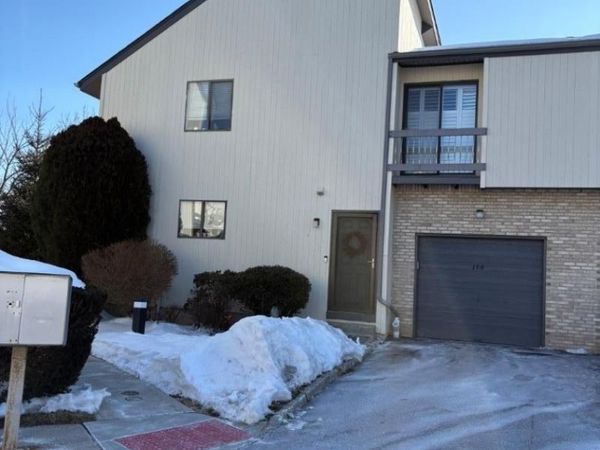 186 Locust Ln, Bernards, NJ 07920