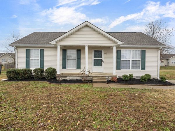 1307 Miller Pond Road, Franklin, KY 42134