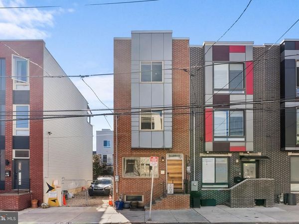 1904 E CUMBERLAND STREET, PHILADELPHIA, PA 19125