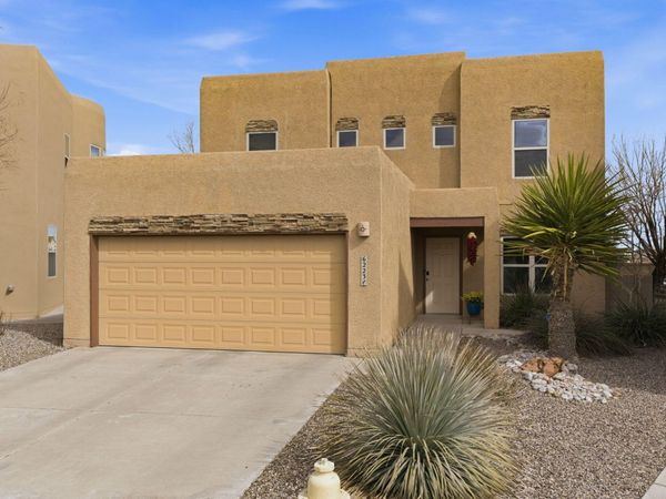 6223 Calle Pinon NW, Albuquerque, NM 87114