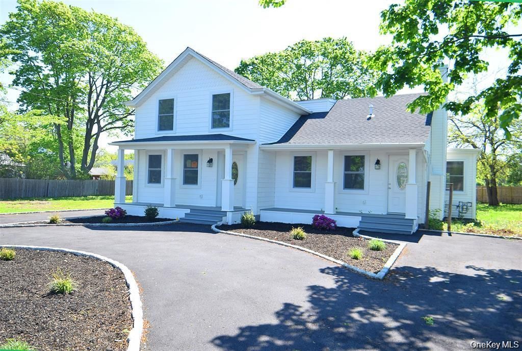 7600 Main Road, East Marion, NY 11939 Main Photo