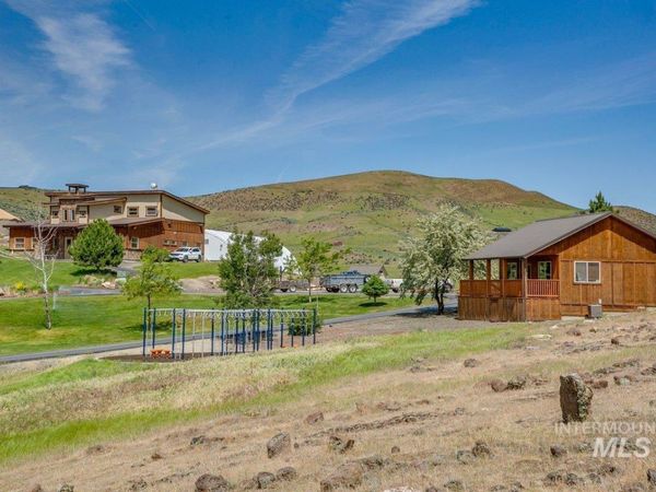 5001 Cherry Gulch Lane, Emmett, ID 83617