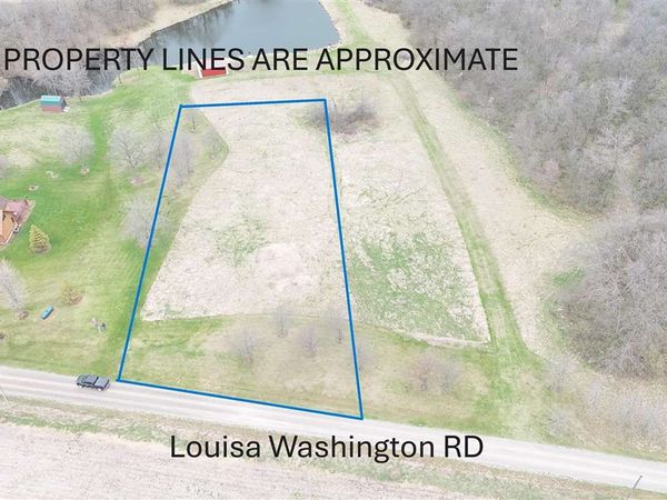 000 Louisa Washington Rd., Ainsworth, IA 52201