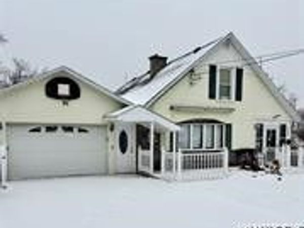 490 Ridge Street, Lewiston, NY 14092