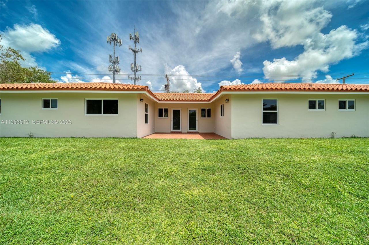 9557 SW 40th Ter, Unit 9557, Miami, FL 33165 Photo