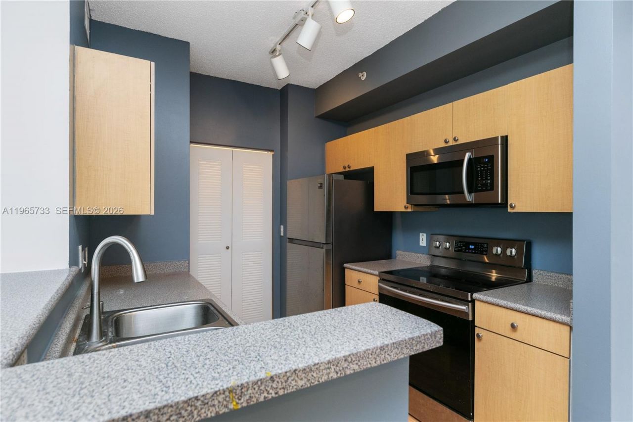 1919 Van Buren St , Unit 809A (Pent, Hollywood, FL 33020 Photo