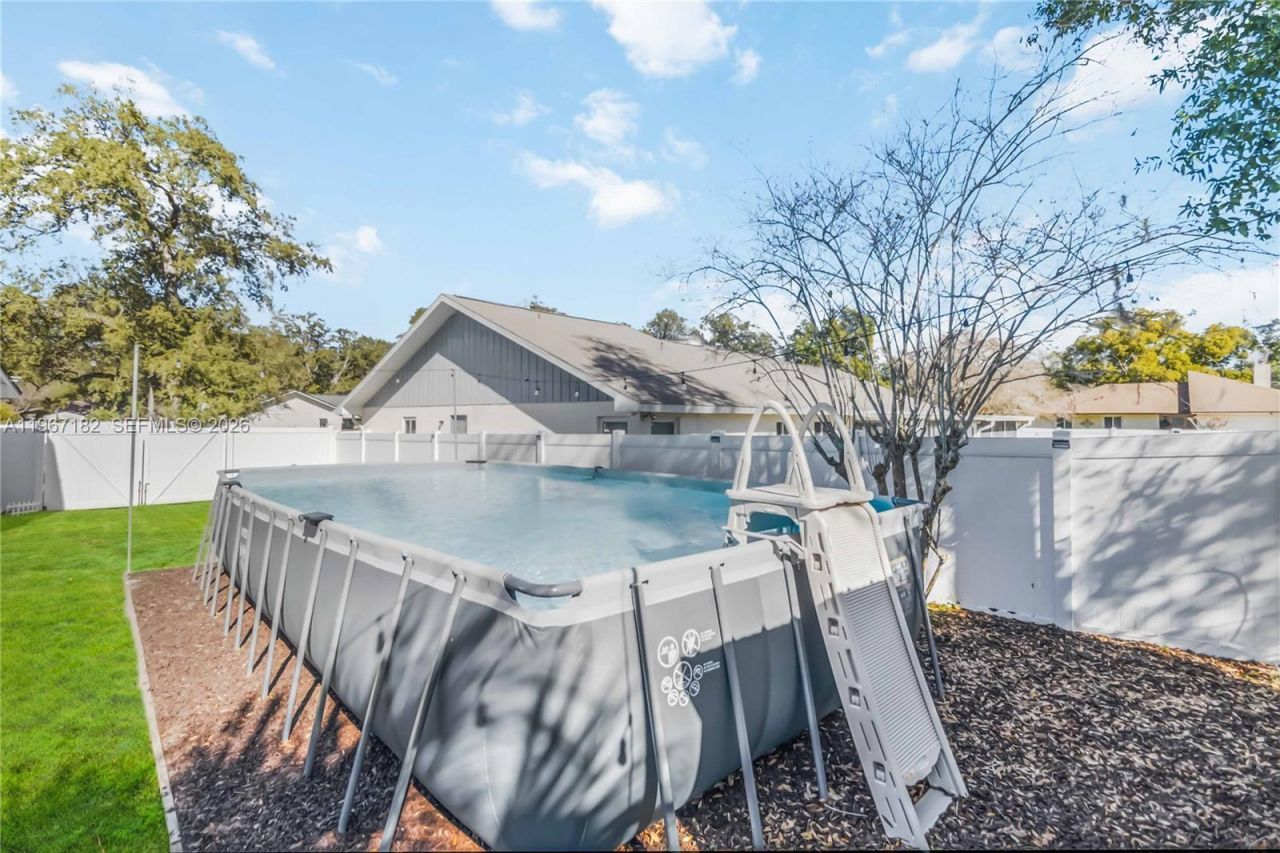 3912 Cherry Apple Drive, Orlando, FL 32810 Photo