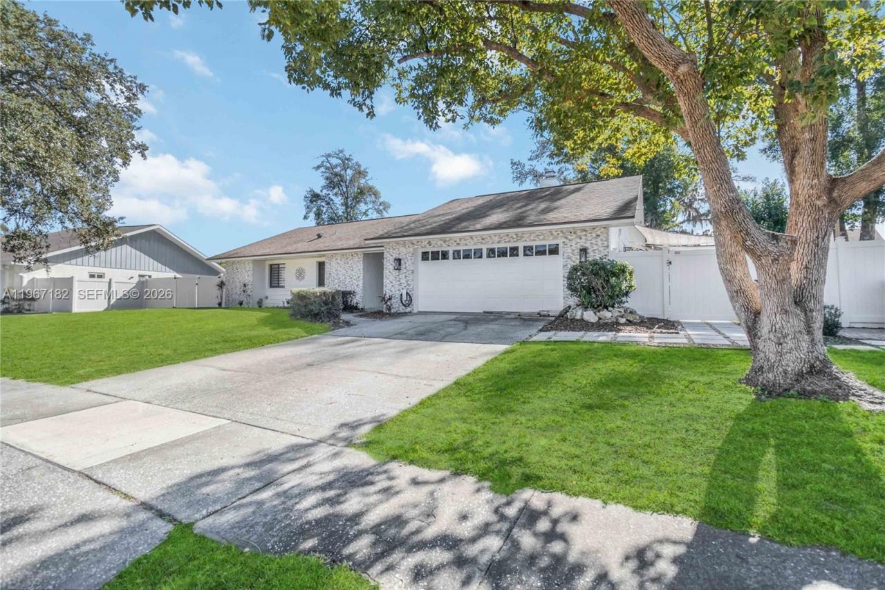 3912 Cherry Apple Drive, Orlando, FL 32810 Photo