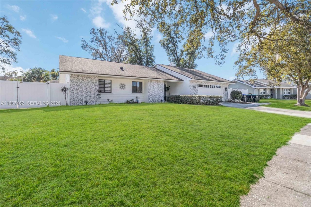 3912 Cherry Apple Drive, Orlando, FL 32810 Photo