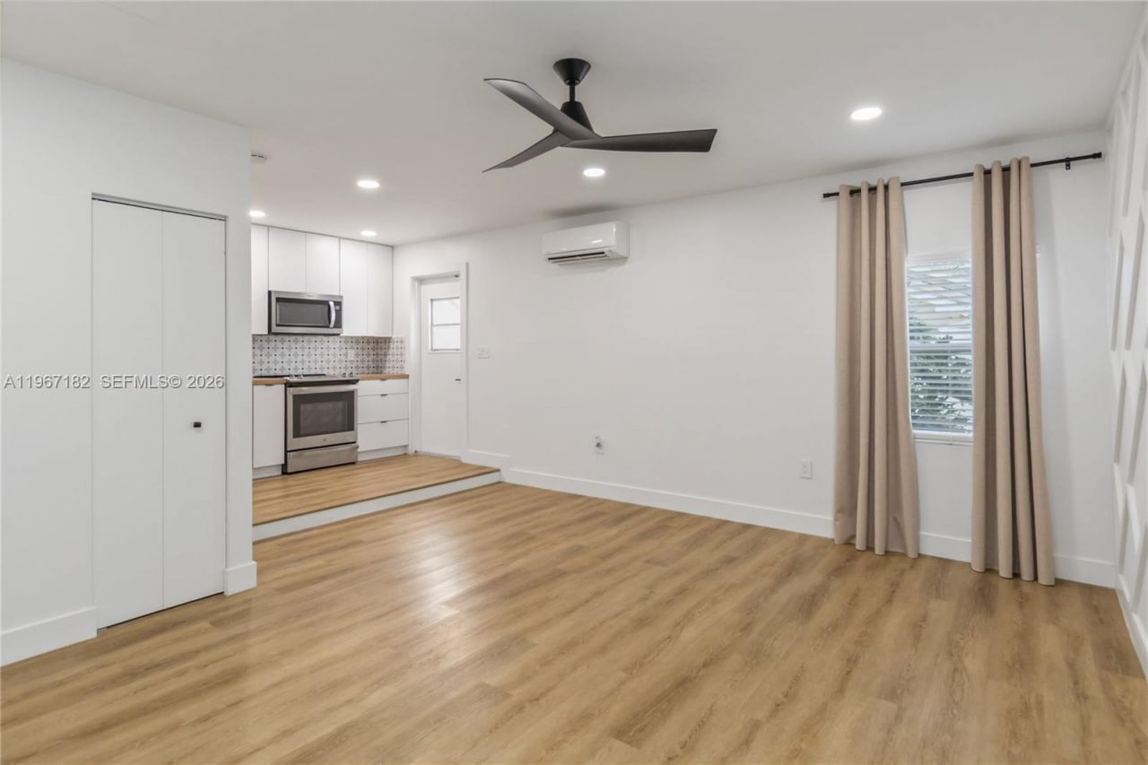 3912 Cherry Apple Drive, Orlando, FL 32810 Photo