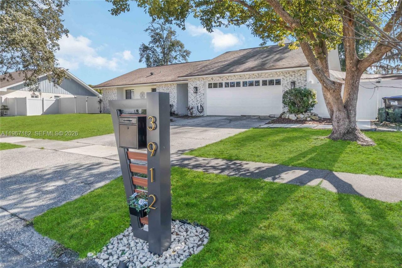 3912 Cherry Apple Drive, Orlando, FL 32810 Photo